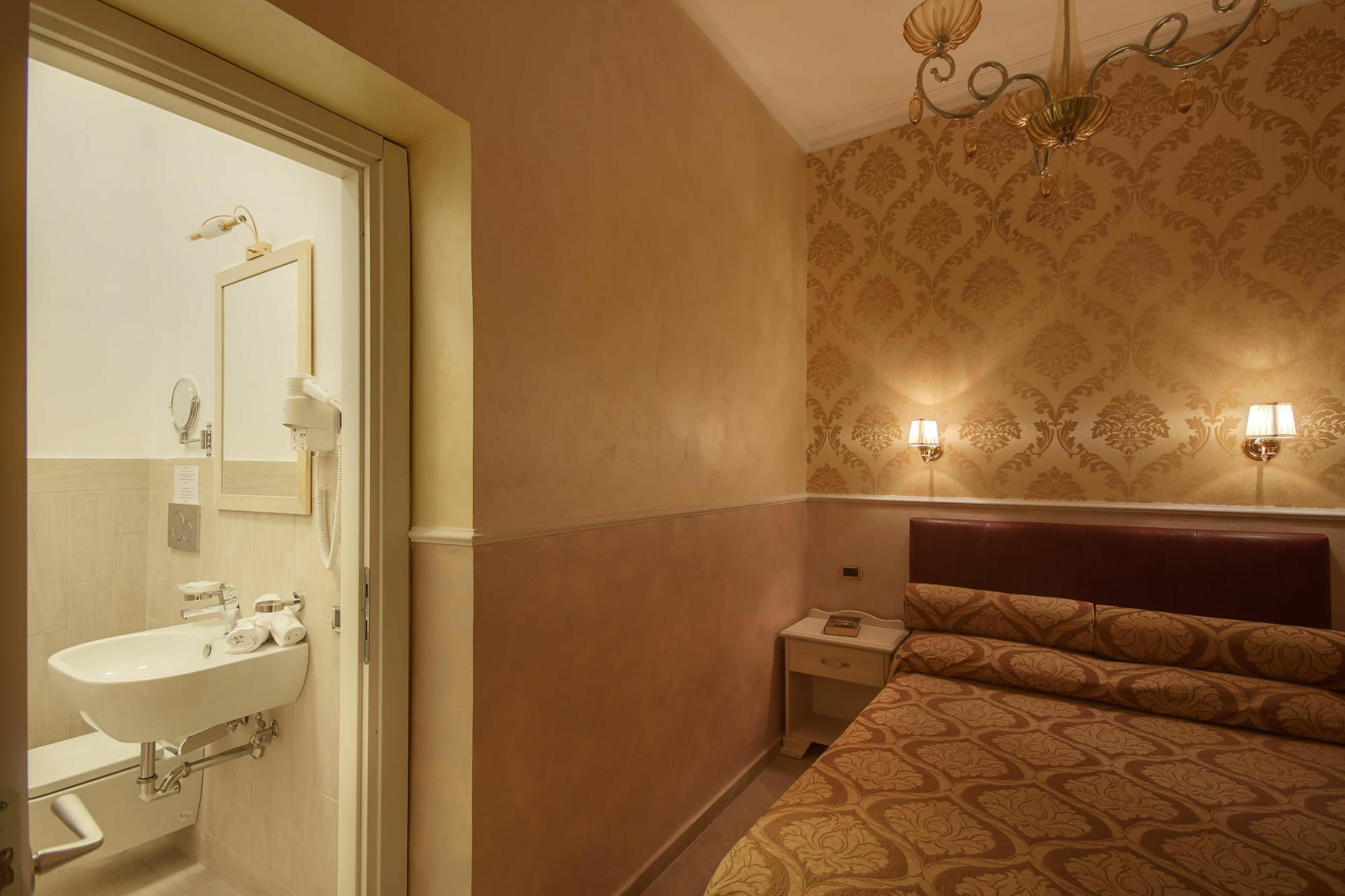 Quality In Rome Hotell Exteriör bild